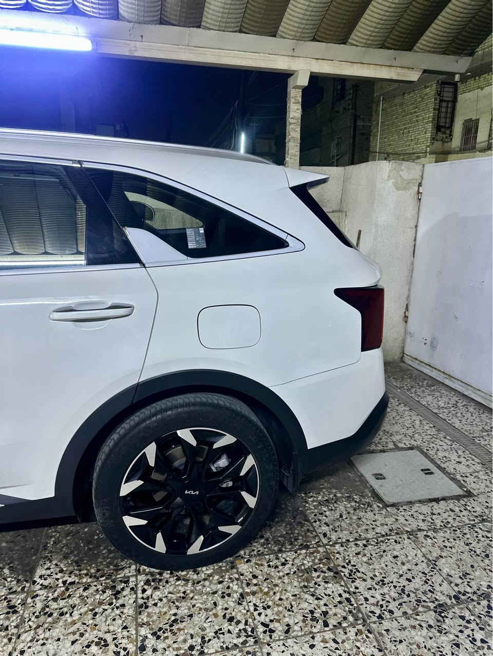 السلام عليكم للبيع كيا سورنتو 2024 محرك 6 سلندر. بانوراما ويل جبير  وكالة شركة أكدال   ماشية 34 فقط. بحالة الوكالة 
مكفولة السيارة  لاصبغ ولأفتح ولابارد ✨✨✨✨
السعر 308$ قفل نهائي 

*********** بغداد, العراق
