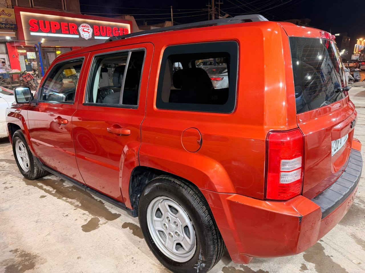 السلام عليكم 
جيب باتريوت 2010 رقم ديالى مميز ٣ ارقام انگليزي السيارة ماشية 36 الف كيلو بعدها ع وضع الشركة صبغ جاملغ وبنيد فقط گير ومكينة وصدر بعدهن ع وضع الشركة برغي ما مفتوح بيها مكينة 2400 السعر ١٣٠ مكان بغداد الكاظمية 
***********
