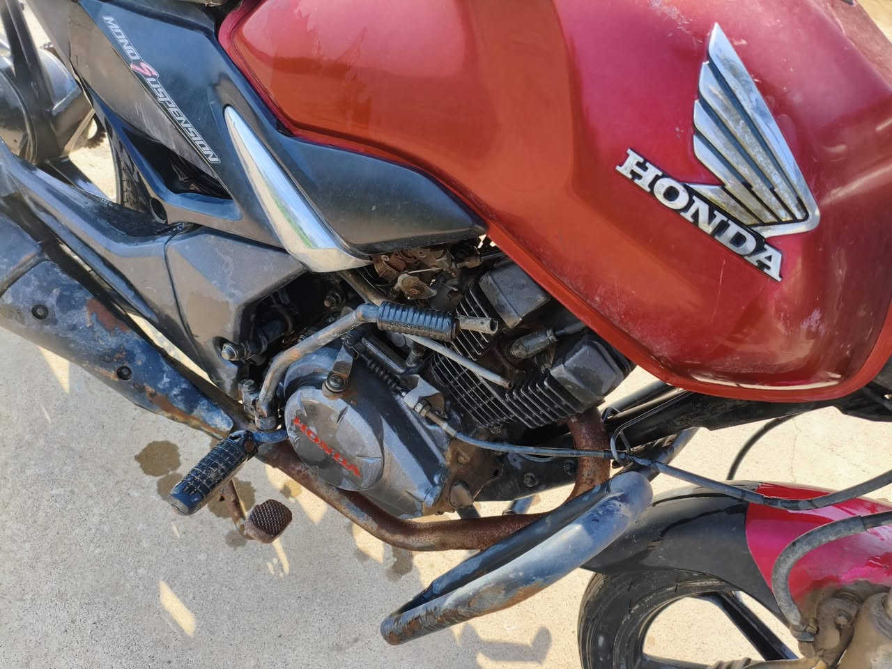 السلام عليكم 
موطور اللبيع محرك شرط مامفتوح 
السعر 425
شقل وطلع


**إذا كنت صاحب هذا الإعلان وتريد حذفه لأي سبب، رجاءا أرسل رسالة إلى الدعم الفني**