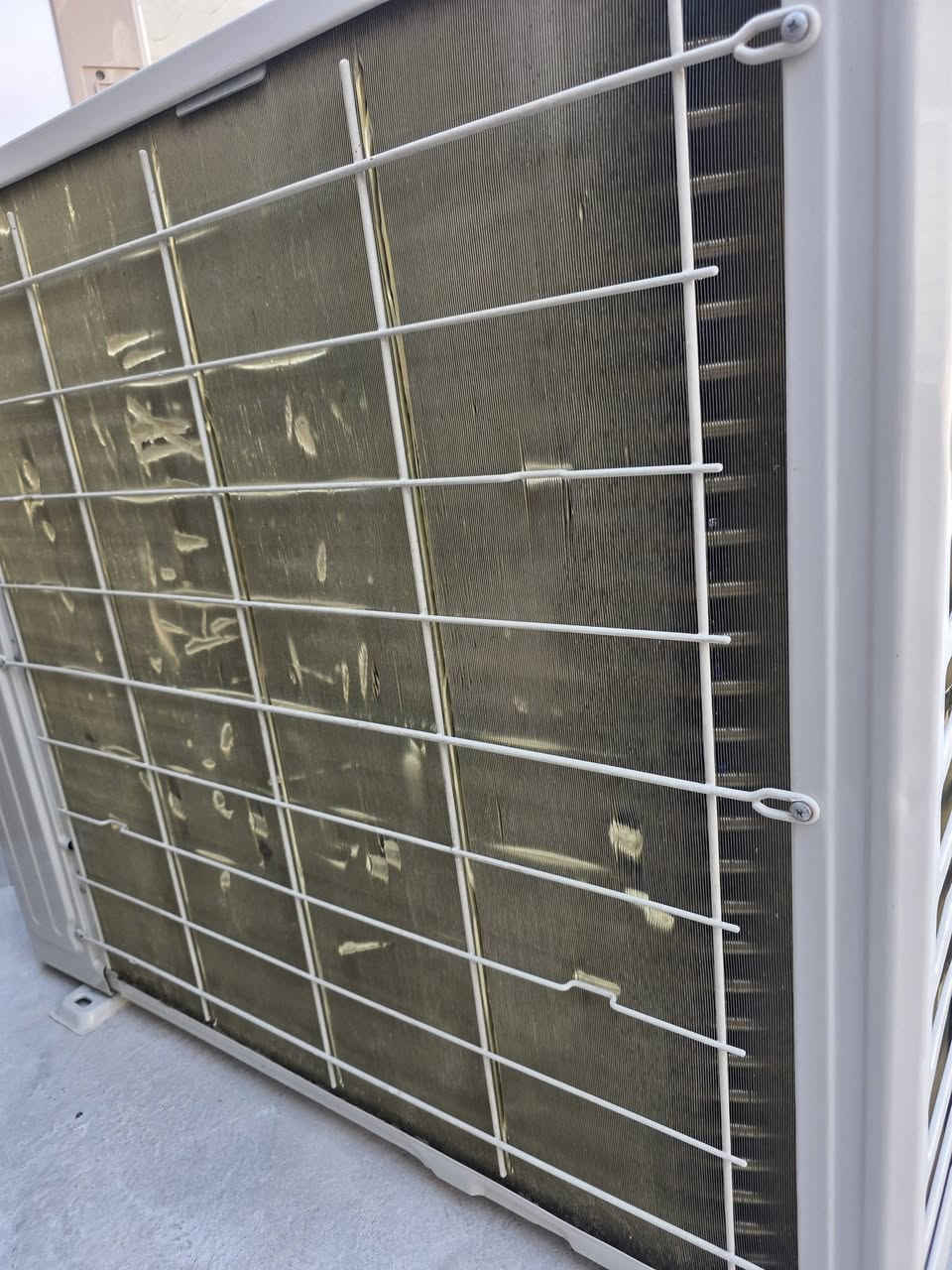 السلام عليكم ورحمة الله وبركاته اخوان سبلت 3طن طك كارتون غاز شريكه جيب  وشد نوعه اخو جبس بضبط. جهاز جديد حيل ***********. توصيل موجود
