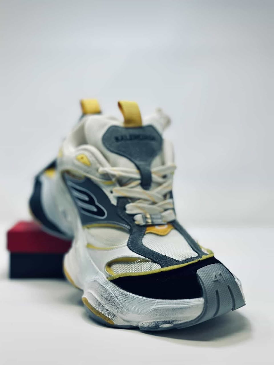 عرض العيد وصل!
خصم 40% على الأحذية
توصيل لجميع المناطق
القطعة ب 18
قطعتين ب 35
العرض شامل كل البضاعة داخل المحل لفترة العيد فقط - ينتهي يوم الاثنين بالليل!
لا تفوّت الفرصة +*
العنوان : بابل - الاسكندرية- شارع السوق


**إذا كنت صاحب هذا الإعلان وتريد حذفه لأي سبب، رجاءا أرسل رسالة إلى الدعم الفني**