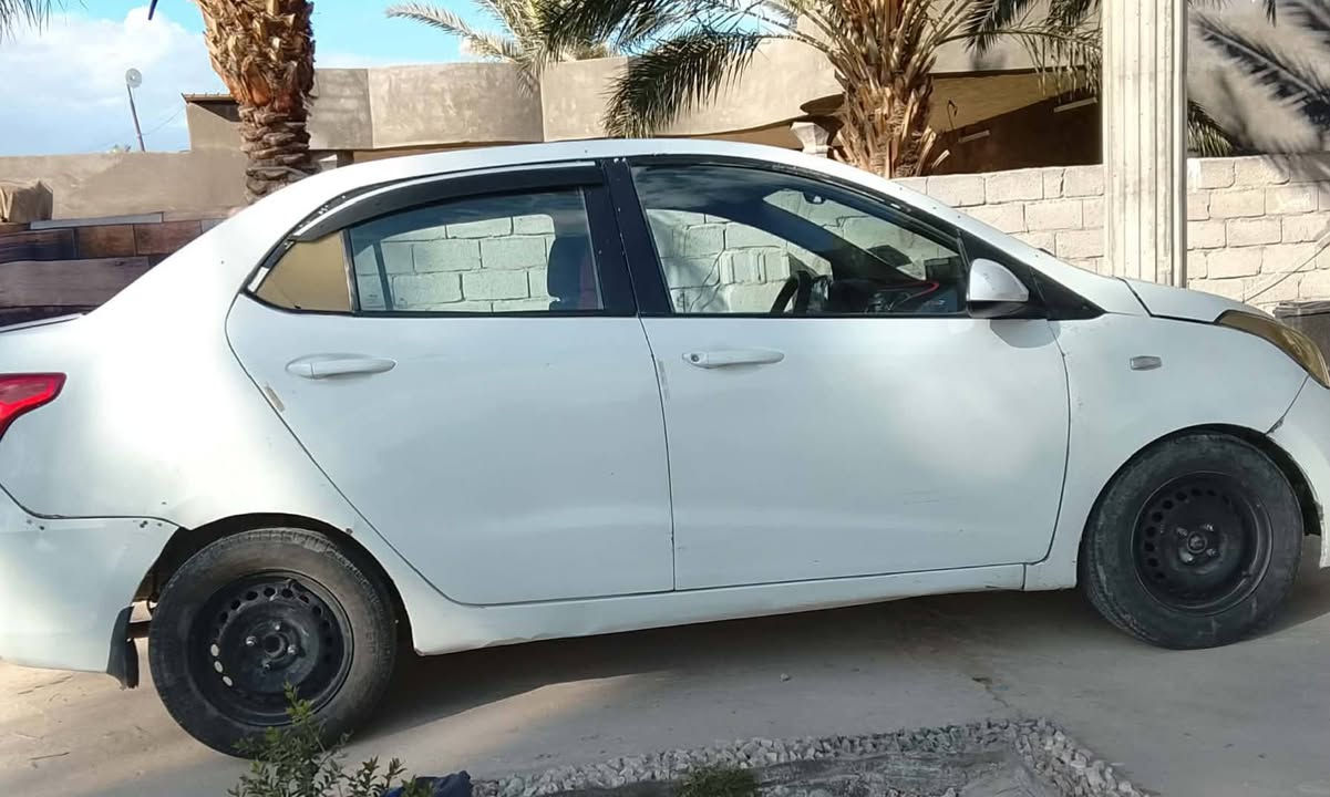 سلام عليكم 
هونداي كراند i10 2016
ماشيه 140
السعر 63وبيها مجال بسيط 
التواصل اتصل فقط 
***********
