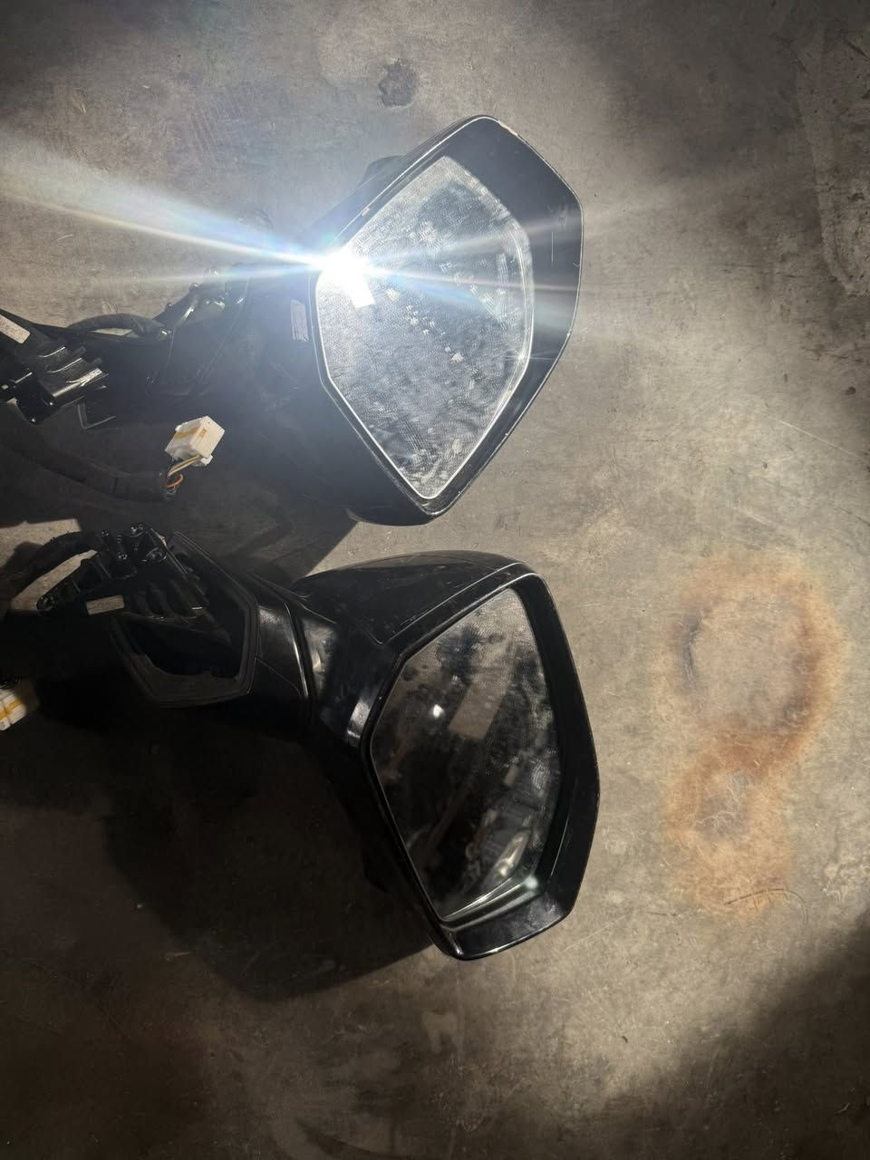 مرايات بلسايد فول مواصفات للأخير   ***********
