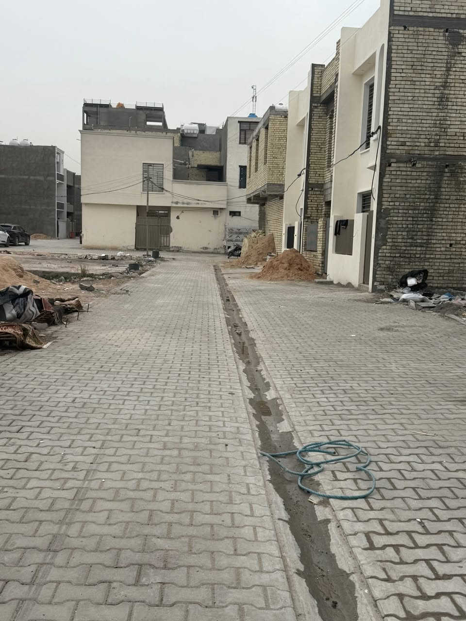 بيت للبيع 🏠
حي العدل – زراعي
خلف محطة اللؤلؤة
قريب شارع الربيع
50 متر – طابقين
سند 25 – إقرار محكمة 
💰 105 مليون
📞 ***********
