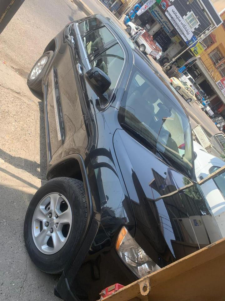 جێب لاریدۆ مۆدێل ٢٠١١ ڕەشی قەتران دەبڵ ئەکسل بەسمە ویل کەپ گێڕ ئۆتۆ ماتیک و گێڕ عادی فول مواسەفات بلاجیکتۆر کوشن کارەبای تەحدید سورعە نیزامی ئیکۆ چوار تایەی لۆک یەک دینار مەسرەف تیانیە وەک شەریکە ماوەتەوە سەیارەی مەعرەز نیە گێڕ و مەکینە و کارەبای هەموو گیانی بە شەرت نەکراوەتەوە بۆیاخ بەس سنوقەکەی 
تەنها وەڵامی تەلەفون دەدەینەوە ⬇️
ژ.م ***********
