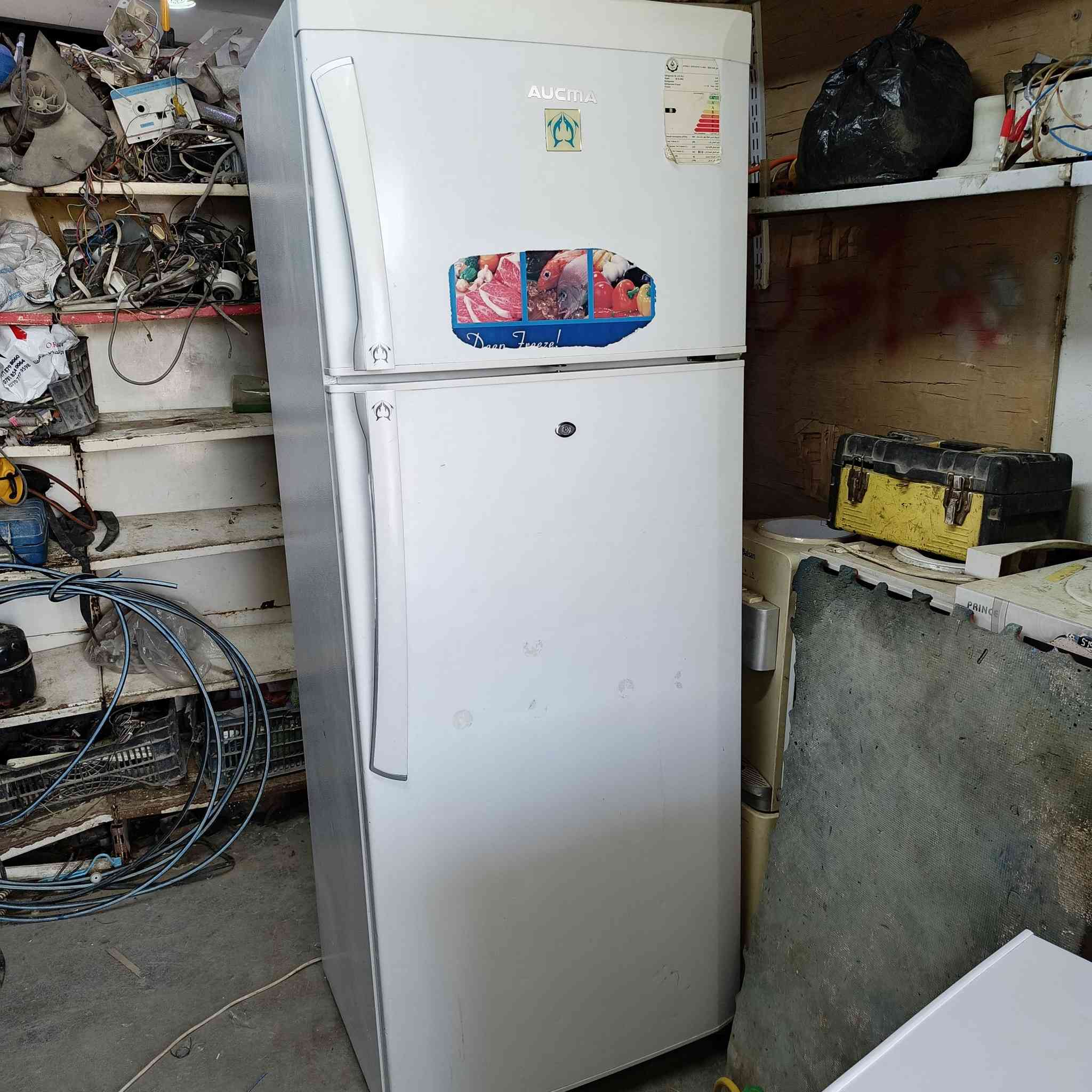 ثلاجة  حجم ٢١ السعر ٢٠٠


**إذا كنت صاحب هذا الإعلان وتريد حذفه لأي سبب، رجاءا أرسل رسالة إلى الدعم الفني**