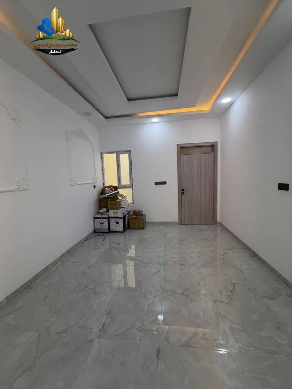 ⛔إعلان حصراا لديناا. للتميز عنوان.
 دار للبيع في الموصل حي الملايين الاولى . قرب جامع الصواف . المساحة 150م واجهه 7.5م   خمس غرف نوم واستقبال وهول وصحيات ومطبخ . بناء حديث . للإستفسار الإتصال على الأرقام .#مكتب_بلاد_الرافدين_للعقار
البناء الجاهز مقابل الكمارك مجاور تيم مارت .
***********
***********
