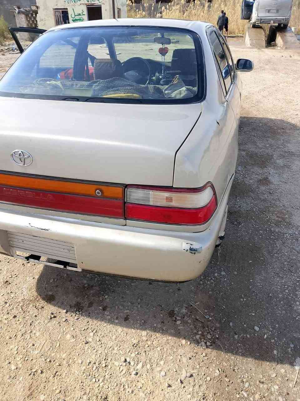 كورلا 93 بغداد  تحويل ثاني يوم السيار بس الباب واضح بالصورة الباقي ابلاد   مكينة 1800 كفالة  صدر كهربائيات كير  تاير  باتري كله جديد مكان كوت السعر  48 بيها مجال للاستفسار اكثر ***********
