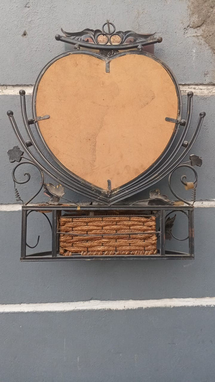 شغل عراقي باب اول ابو عباس النجار
ويوجد لدينا كتنور وباب غرف وأبواب وتصميم للأبواب
للإستفسار عن الرقم
***********
