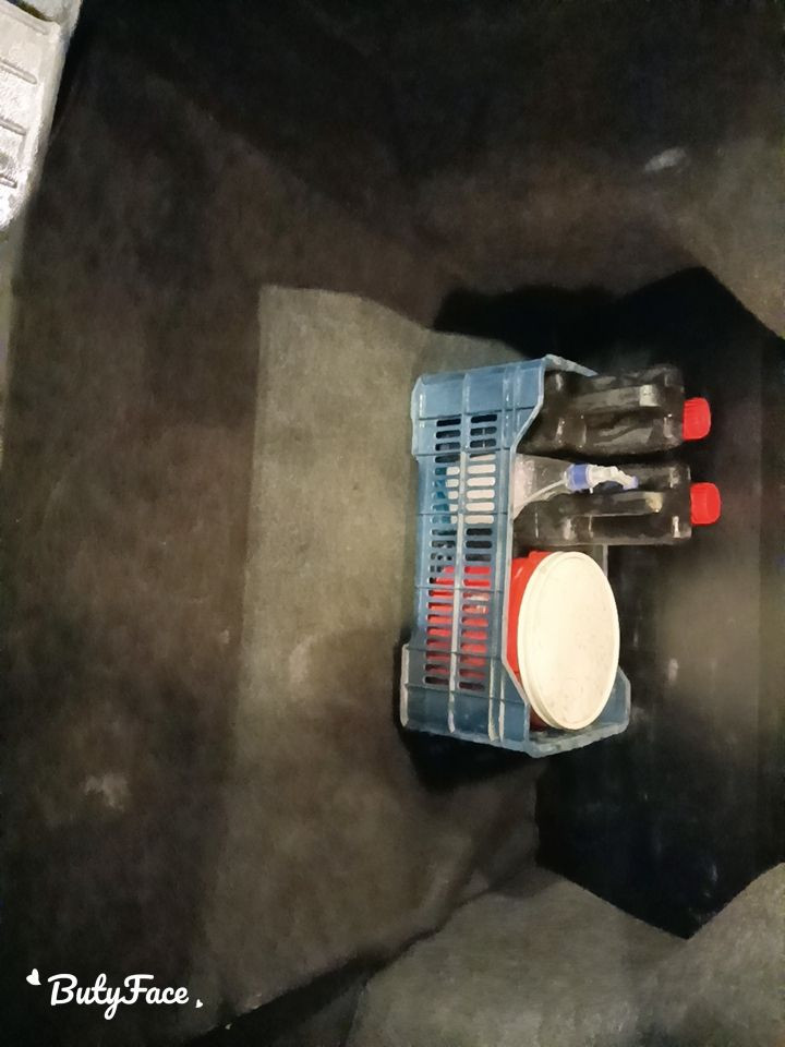 سلام عليكم نيسان صني. 2021 
هندي اصلي ماشيه 50 ام بلاته زركه
كفاله من صبغ تبديل بيه بارد قليل
لستفسار اكثر ***********
سعر 114 بيه مجال حك جيه
