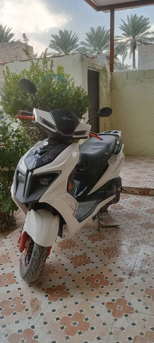 السلام عليكم دراجه للبيع نضيفه وخير من الله سعر 350مكاني حله ***********والشراي يدلل
