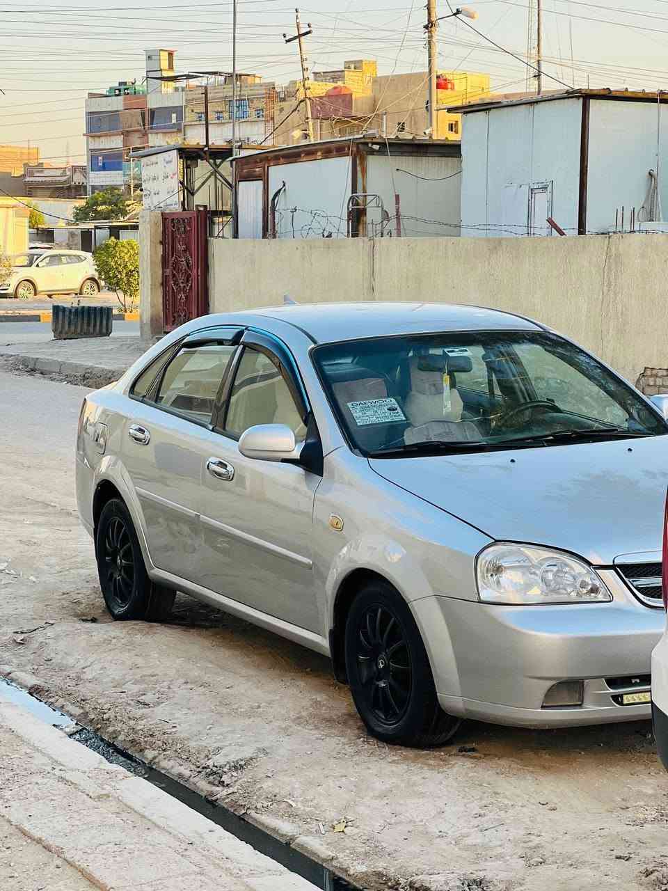السلام عليكم اوبتره للبيع موديل ٢٠٠٨ كير مكينه حداديه تخم تاير كهربائيات كلها شغاله السياره احله من الصور تبريد ثلج السيارة ماناقصهة لو برغي رقم بغداد شرط التحويل السياره بيهه صبغ حزام بون قماره وبدون تكم وبدون معجون السياره أثر جراد رجأن أقره التفاصيل يله تخابر ا السعر 57 شراي يتصل خاص ما اجاوب رقم الهاتف ***********
