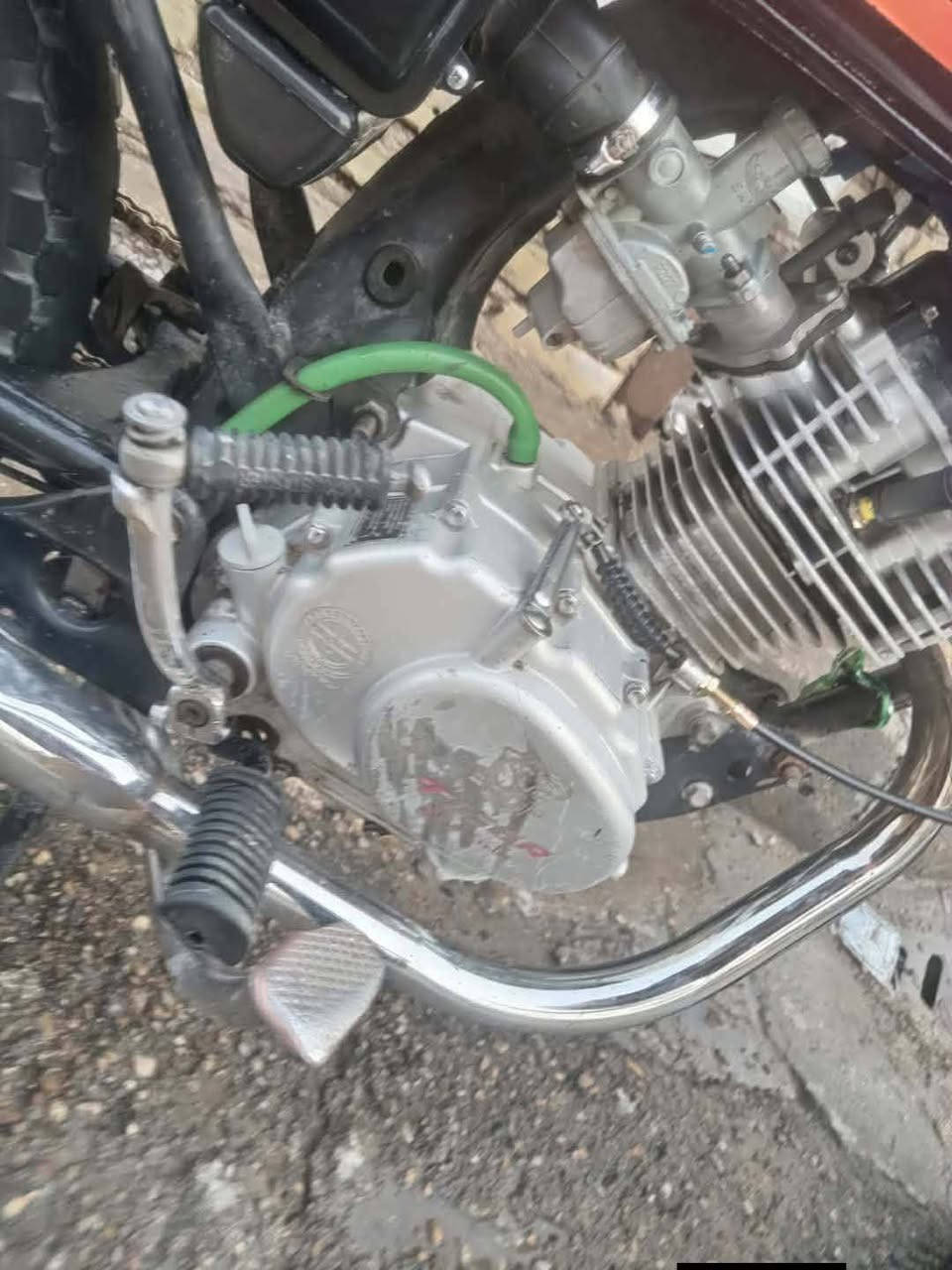 دراجه ايراني تايجر 21 200 وبيها مجال الدراجه بيها نقص شفت ما تاير بكاني بغداد بياع  تقاطع درويش السعر 200 وبيها مجال مستعجل على بياتها رقمي المراسله واتساب ***********
