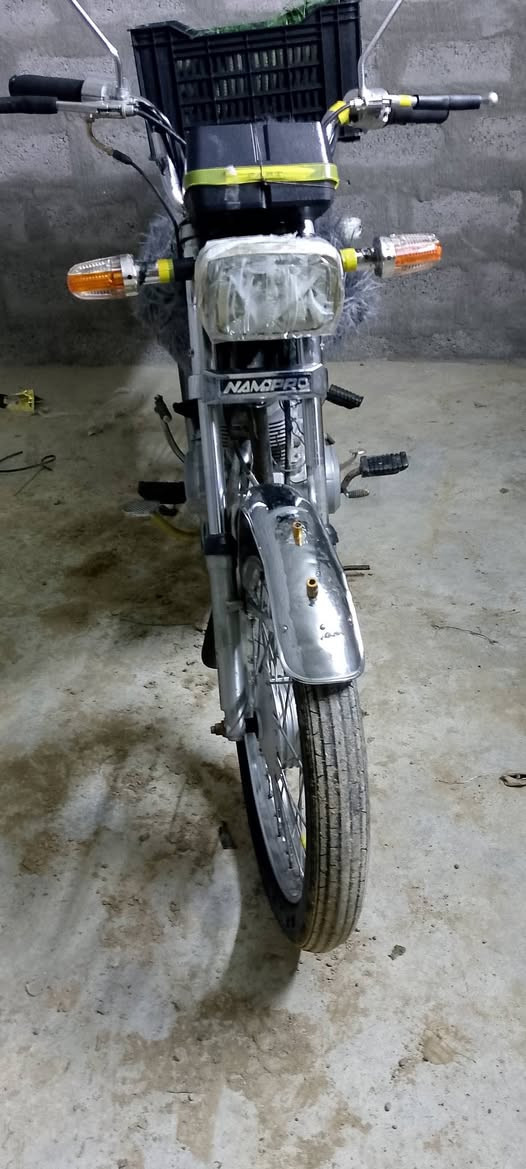 نعم برو ماطور نظيف السعر 300 وبه مجال ***********
