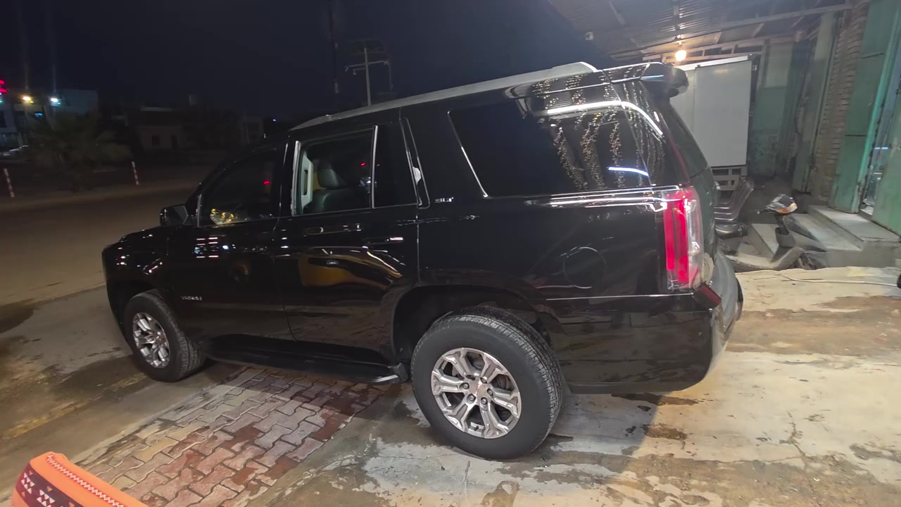 سلام عليكم يوكن بترا مديل20 للبيع اومراوس حادث خشم جاملغ الامامي السعر 325 وبيه مجال  مراوس برام رقم بغداد بسمي تصال ***********
