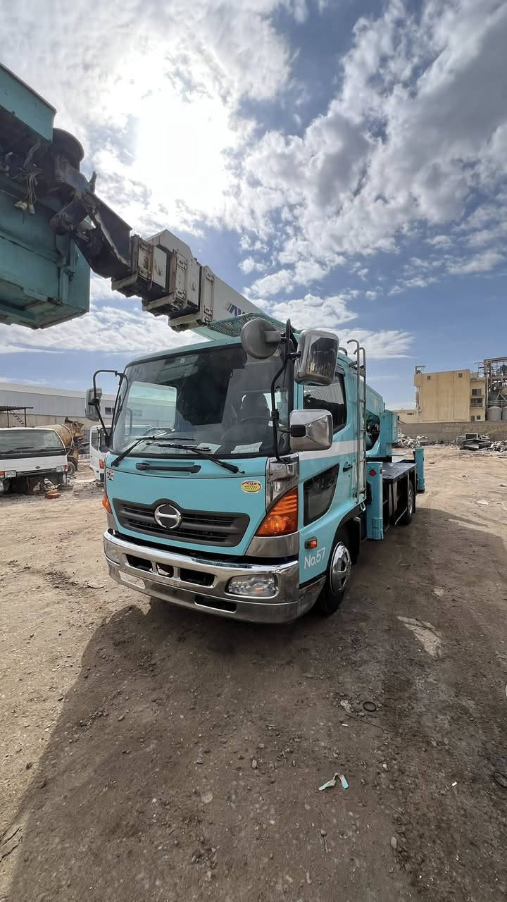 سلام عليكم باسكت كوب دخول جديد 
الرتفاع 27 متر سياره جديد محرك 6 سندر عادي قماره وربع مكاني البصرة 
‭0771 954 1674‬
