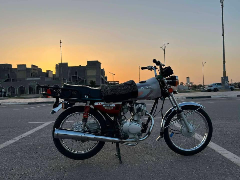السلام عليكم.. نامه شلامجه أصلي موديل ٢٣ طالعه ب ٢٤ أوراق أصولي باسمي نضافه شوفت عينك شرط الفحص و ما مفتوحه ولا مفيلسه  السعر 1200 وبيها مجال الشراي يتصل علية هذا رقمي
 ***********
