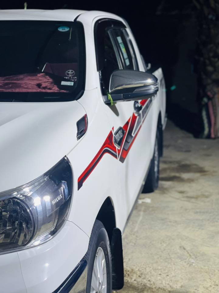 هايلوكس موديل 23
سياره كفاله من عامه
اربع تايرات جدد

ماشيه 65

3 بصمات ساز

رقم اربيل بسم كردي

***********
