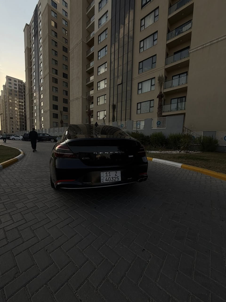 GENESIS   /   G70   /   2023
المواصفات:  

• تشغيل بصمة 🔑  

• كشنات تدفئة  

• تدفئة المقود (Steering Heater)  

• وضعيات قيادة: Eco / Comfort / Sport / Sport+ / Custom  

• Auto Hold  

• داخلية جلد أسود فخم  

• شاشة وسطية كبيرة  

• عدادات ديجيتال  

• رادارات أمامية وخلفية وجانبية  

• كشنات جلد كهرباء  

• نظام الحفاظ على المسار  

• مثبت سرعة تفاعلي  

• قيادة شبه ذاتية  

• دخول ذكي مع إنارة ترحيبية  

• إضاءة ترحيبية بالمرايا  

• لايت LED أمامي وخلفي  

الحالة:  

• حادث جاملغ +بنيد بدون دواخل  

💰 السعر: 197$  

📍 الموقع: بغداد الكرخ  

📞  ***********
