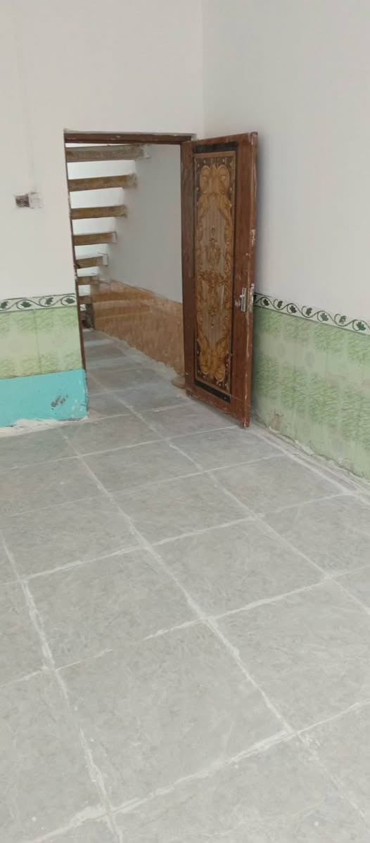 للبيع دار ١٠٠م في حي الوفاء طابق واحد ترميم جديد نظيف وفارغ للاستفسار ***********
