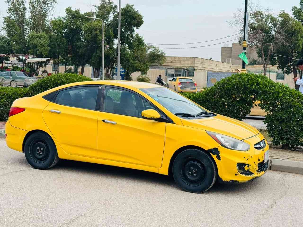 سلام عليكم سياره كسنت مديل ٢٠١٣امريكي حادثهى جاملغ خلفي بدون عابر مكينه كيرحداديه سياره جاهزه مصفره هيهى وبحث رقم مثنى سعرهى ٧٤وبيهى مجال هاذه رقمي مامتواجدعلى فيس ***********مكان سماوه المركز
