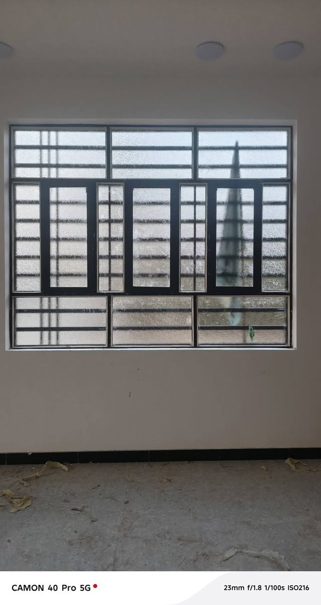 سيد حيدر للزجاج والمرايه يتوفر لدينه جميع انواع الزجاج والوجهات 10 ملم وعمل الالمنيوم وال ببسي  في النجف الاشرف وبانسب الاسعار الجمله الرقم الاول ***********
الرقم الثاني *********** «تم تنفيذ هاذه العمل بايادي كوادر محترفه »
