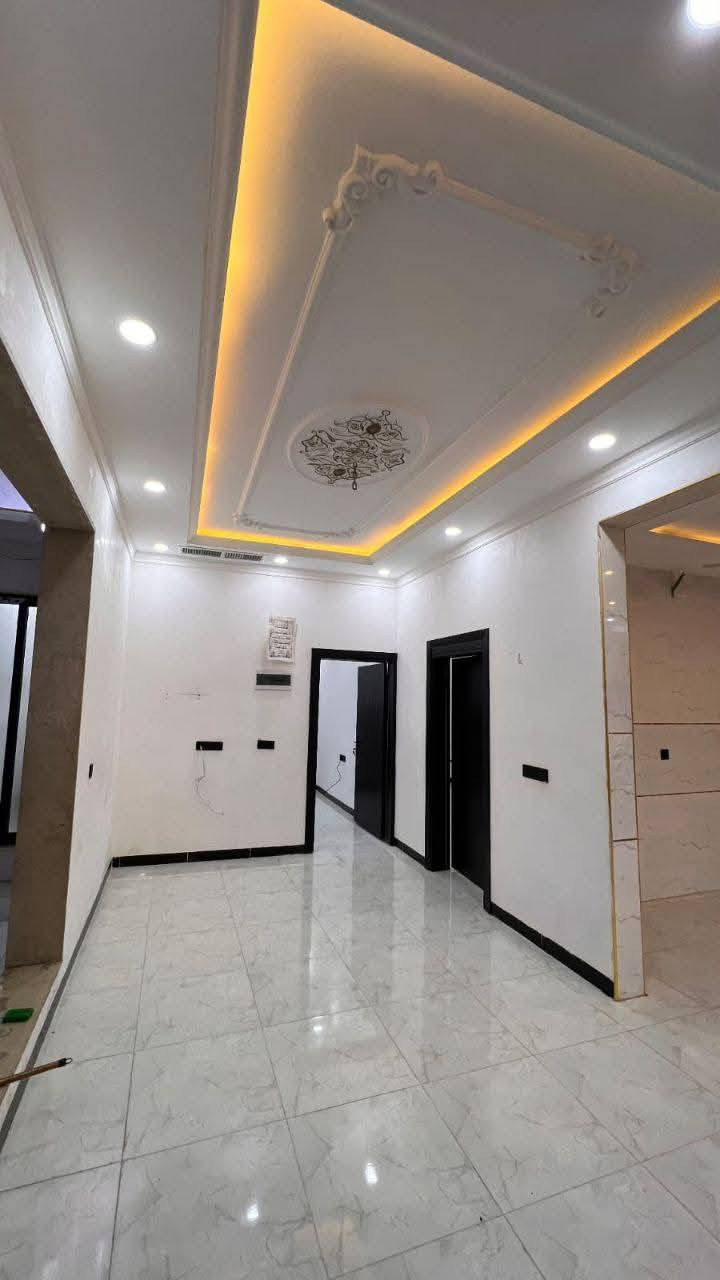 نقدم لكم احدث الموديلات الجبس البورد بتصاميم تجمع بين الاناقة والفن
🔹تنفيذ احترافي بدقة عالية 
🔹خامات اصلية وجودة مضمونة 
🔹افكار ابداعية حسب ذوقك ومساحة بيتك 

🔹متواجدين لخدمتكم للحجز والاستفسار 
*********** أو مراسلة الصفحة 
خلي سقفك يبرز ذوقك✨✨
