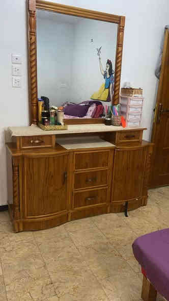 السلام عليكم غرفه اخشاب للبيع 
السعر ٥٠٠ للإستفسار ***********
المكان بغداد مدينه الصدر
