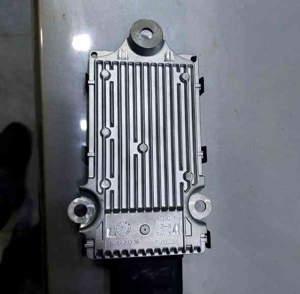 عقل كير نيسان بادفايندر اصلي شركة جديدمن موديل 22 الى 24  *********** /***********
