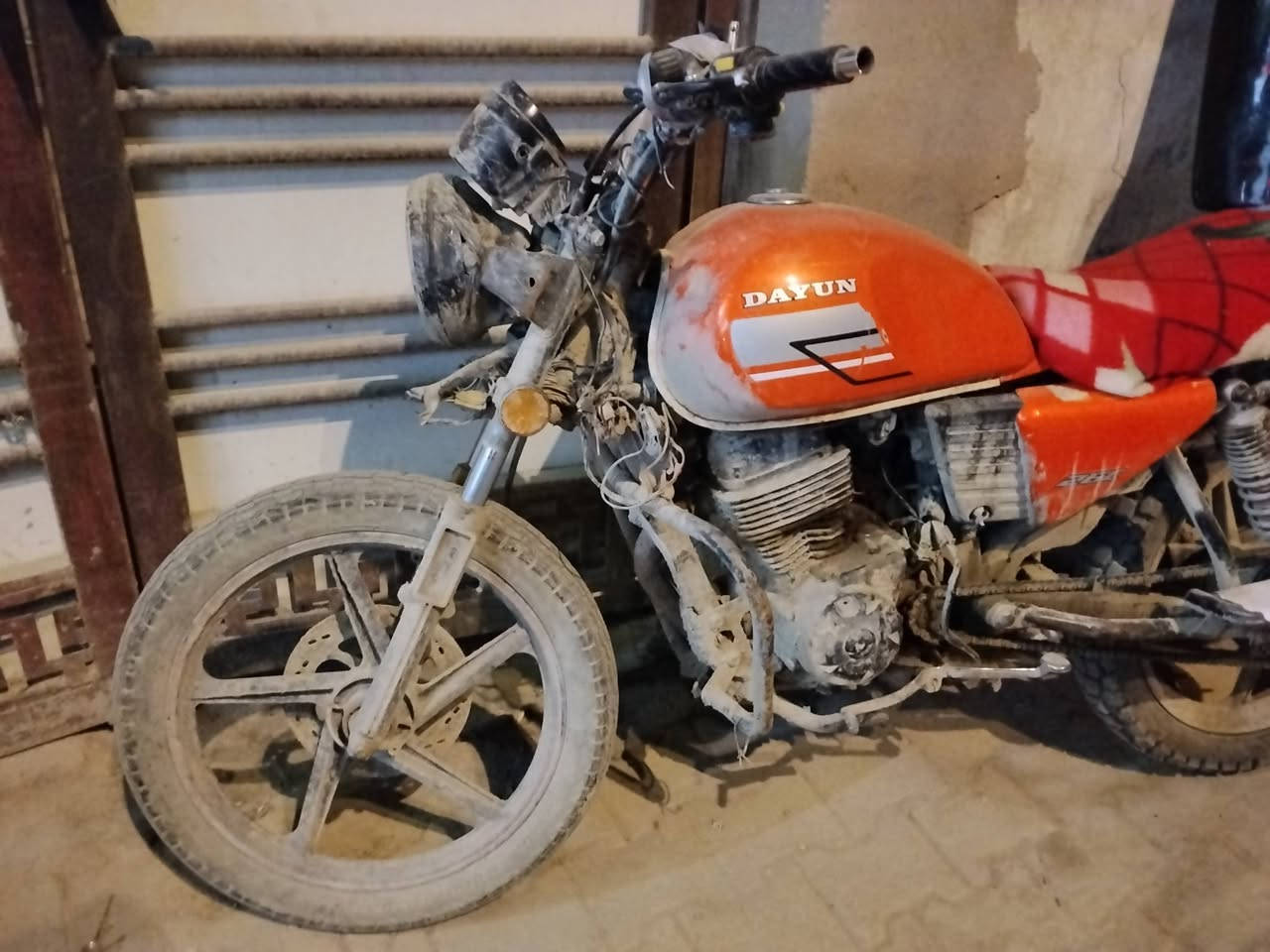 السلام عليكم دراجه لبيع الدراجه شغاله عوزه بس ترتيب واني عايفه من زمان مكاني ديوانيه وهذه رقمي ***********
