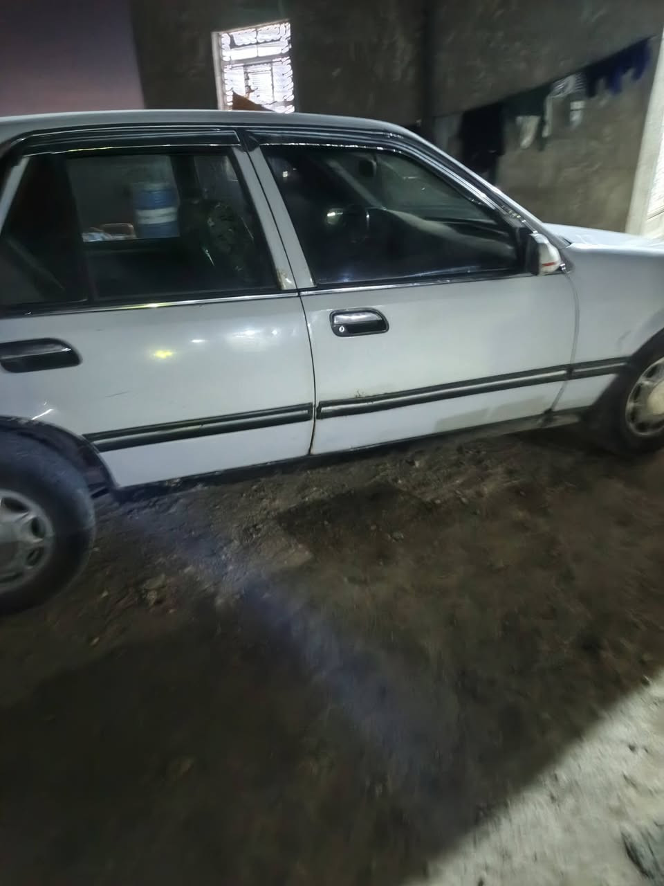 سلام عليكم برنس لا صبق ولا خويس بلديه رقم بغداد كير اوتماتيك محرك مفتوح سياره حيل ترايها حلو لبيع أو مراوس بفكتره سعر 33مال بيع داخلها حيل حلوه نضيف لمعلومات اتصال على صاحب سياره إني مطلف بل نشر لح يكلي ممكن خاص ***********وبي وأتساب
