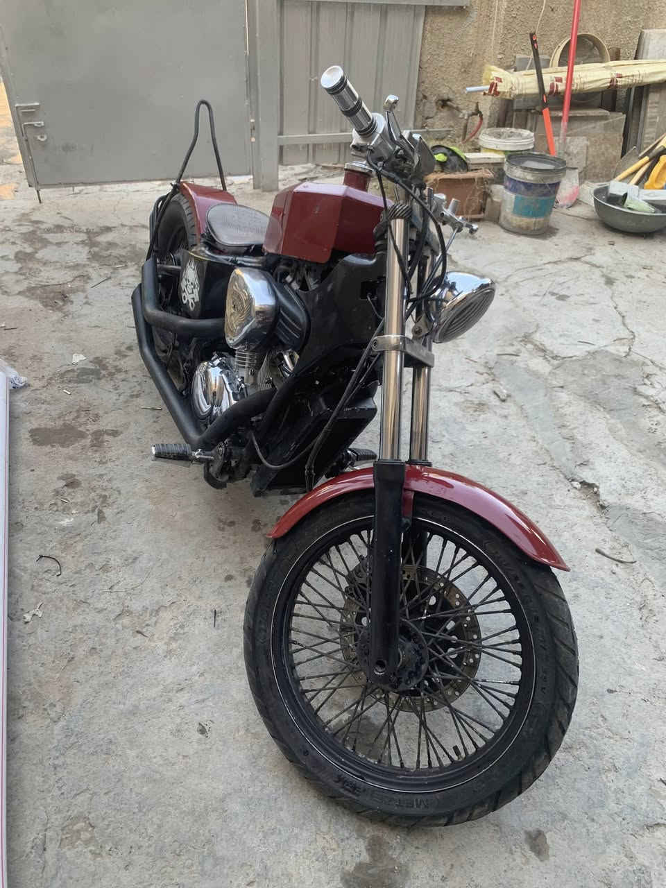 السلام عليكم الحلال للبيع
 هوندا ستد ببر 
تانكي تابوت
مزود جاملغ 
  cc400 
الدراجة مبدل الها دهن جديد ومي الراديتر اخضر
 الدراجة بيها نضوح بسيط من واشر قبق الولفات والدبلات ينرادلها تجفيت الدراجة سعرها مليون و450 وبيها مجال للطيبين 
مكاني بغداد/حي العامل 
للاستفسار ***********
