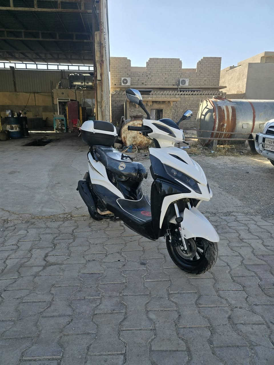 للبيع ماطور جامبو نكره سلف كلشي شغال ونضيفه كدام العين تايرات جدد والسعر 375 وبي مجال للطيبين تواصل واتساب هم اكو***********
