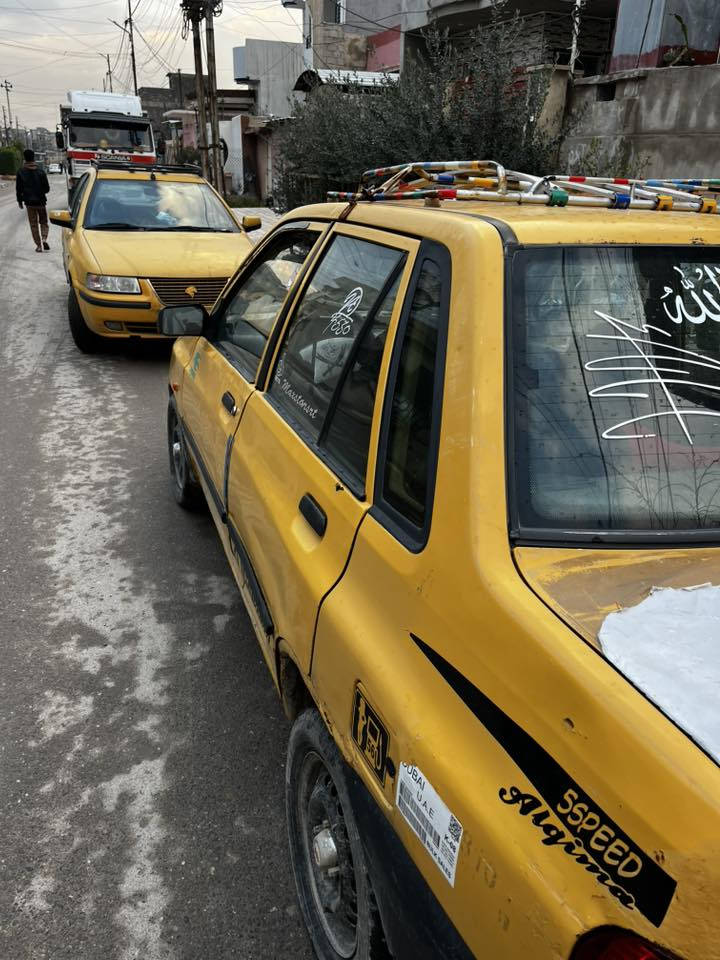 سلام عليكم
سايبه 2010 
كير ميكنه شرط
شاصي تقويه فقط 
كاربون بانزين بيها 
سنويه ما ساقطه 
تبريد شغال 
هيئه وغرمات مصفره 
خيسانات مابيها فقط بس دوسه شويه 
شرط الوكاله والتحويل 
السعر 25 وبيها مجال 

***********
