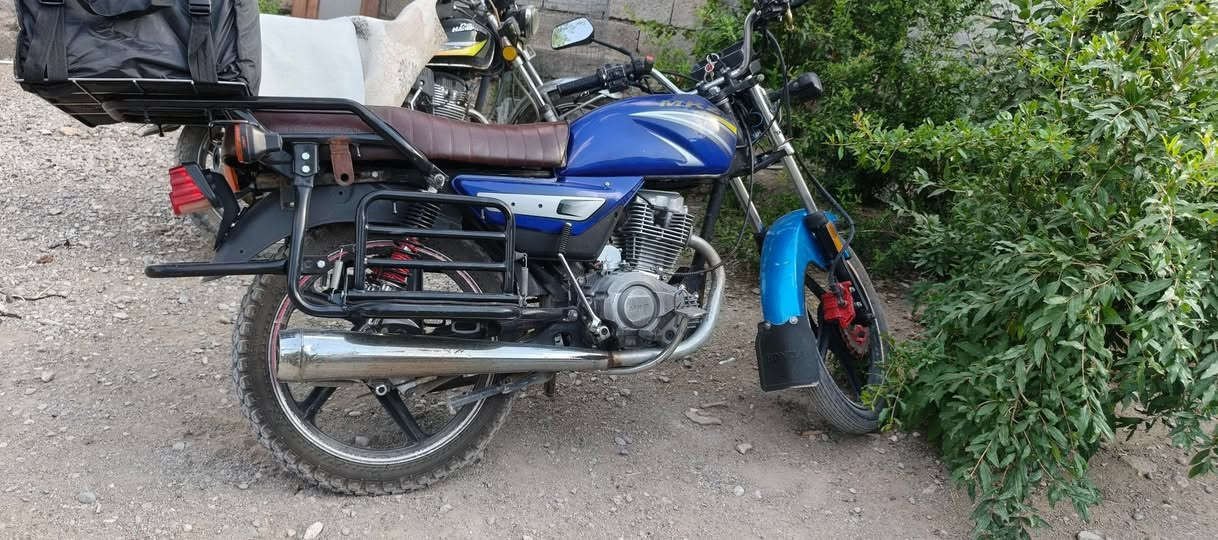السلام علیکم ئەم ماتۆڕە بۆ فڕۆشتن MKZ ئێرانی مەکینەی 200 
سعریشی 550 مەعمەلە 
ناونیشانم شارەزوور - زەڕایەن

***********
***********
