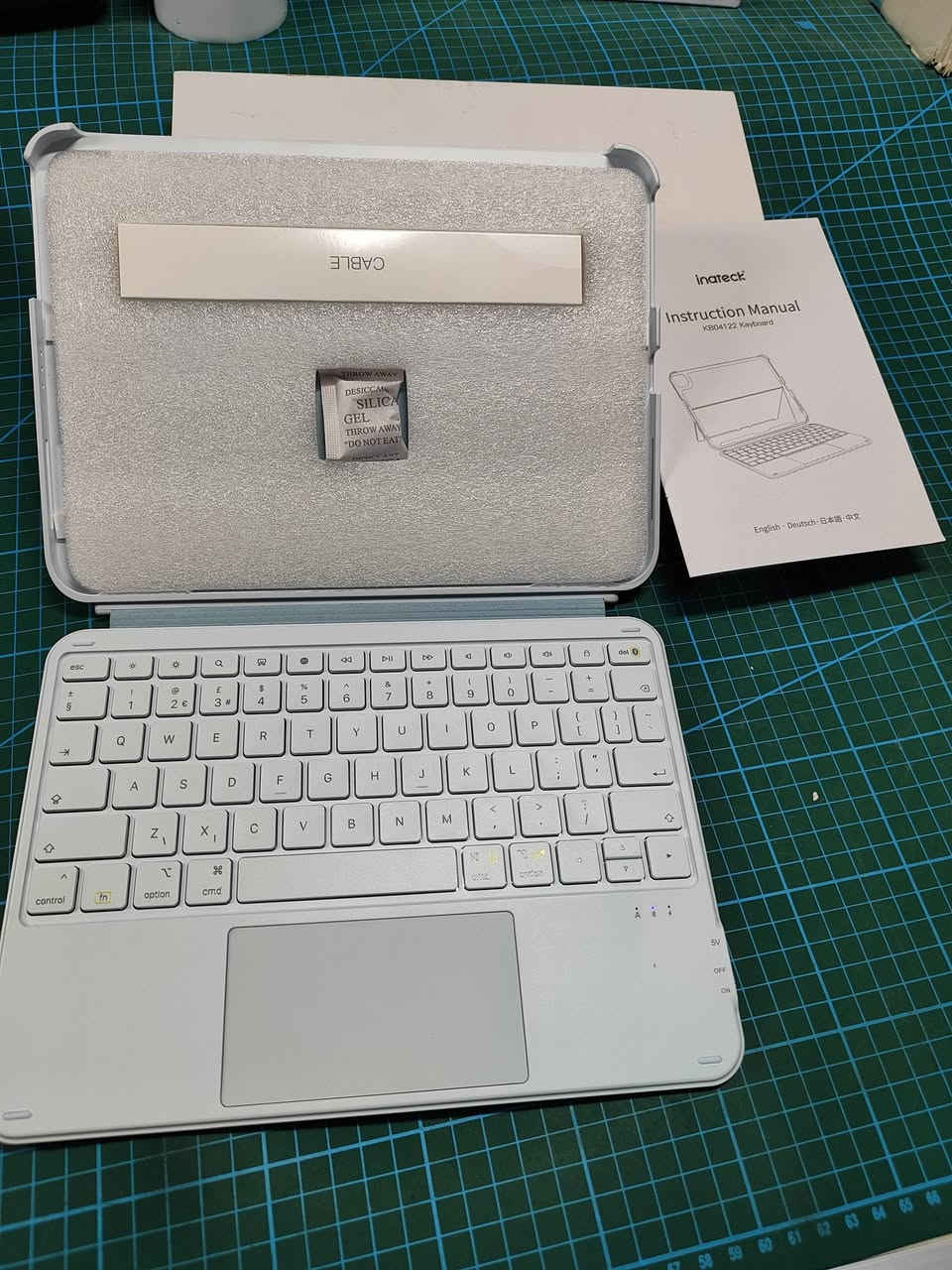 Inateck 
حافظة وكيبورد منفصل مغناطيسي 
كوالتي فول مال استخدام عمر 
متوافق مع 
iPad 10th(10.9")/11th Gen(2025 A16),Air 11" M3/M2,Air 6/5/4th,Pro 11 4/3/2/1th,


**إذا كنت صاحب هذا الإعلان وتريد حذفه لأي سبب، رجاءا أرسل رسالة إلى الدعم الفني**