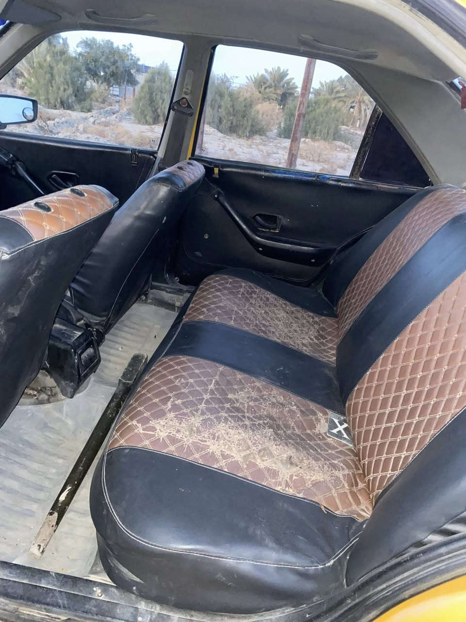 من رخصت الدمن سياره بارص موديد 11سياره جاهزه مال جناي سنويه 2026/9 السعر 25ورقه مكلف ب النشر رقم 
صاحب السياره 
0783 350 7453
