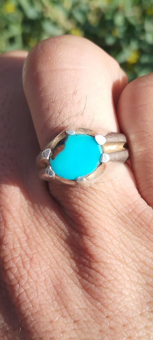 السلام عليــكم
لبيع ب( 45 الف) بدون عمله رجاءً 
قياس يلبس  ( 16_17_18_19_20 )
محبس فيروزي نيشابوري لبه قديمه  جداً جميلة
بدون إحراج توصيل ماكو  ( بدون حجز رجاء اخوي )
مكاني  بغداد مدينه الصدر


**إذا كنت صاحب هذا الإعلان وتريد حذفه لأي سبب، رجاءا أرسل رسالة إلى الدعم الفني**