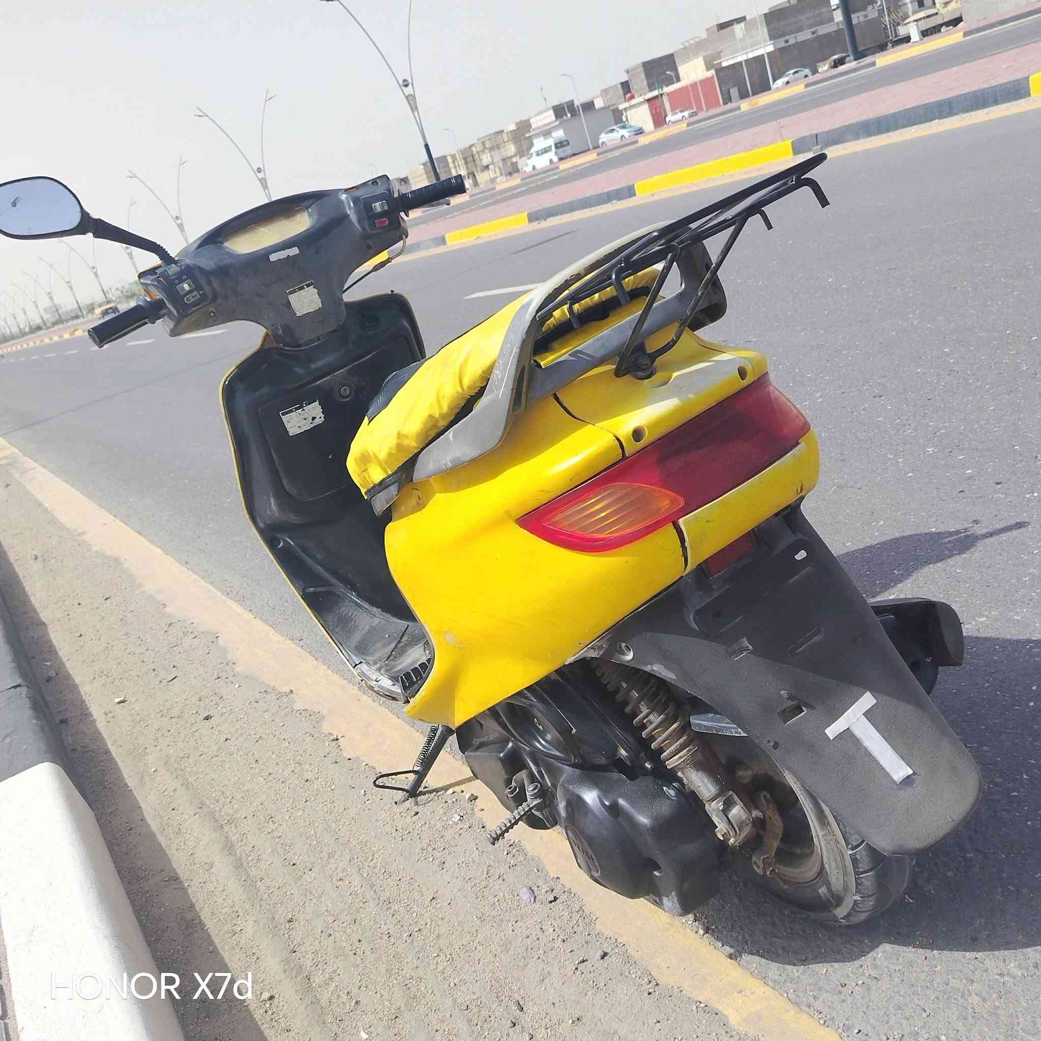 السلام عليكم
دراجه فراشة تشتغل وتنطفي
المكان الزبير غرب خطوت الإمام علي ع
السعر 200 /
رقم ***********
