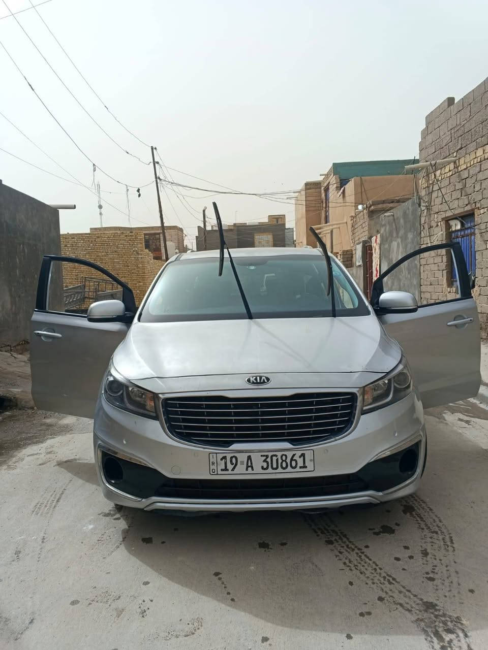 كيا سيدونا ٢٠١٧ مواصفات بوب كهرباء حساسات امامية خلفية كامرة دوارة رقم كربلاء دولي باسمي تحويل مباشر موجودة بالناصرية الغراف اربع بردات بلادي سعرها ١٨٠ وبيها مجال للاستفسار الاتصال على الرقم *********** بي واتساب
