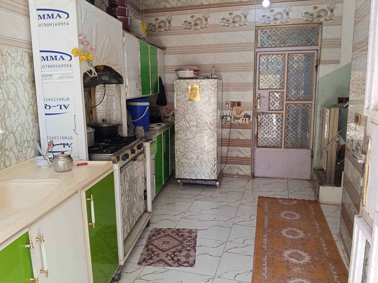 🏡 للبيع بيت زراعي مميز على الشارع السياحي – السايدين
📍 الموقع: قرب جامع الحديان.
يتميز البيت بتوفر جميع الخدمات: ✅ ماء
✅ كهرباء
✅ مجاري
✅ رصيف وتبليط أمام الباب
🔹 يتكون من: ✅ غرفتين
✅ صالة
✅ مطبخ
✅ غرفة استقبال
✅ طارمة
✅ كراج سيارة مسقف
✅ حمام داخلي
✅ صحيات خارجية
🌿 موقع هادئ ومناسب للسكن العائلي.
📞 للاستفسار والتواصل: ***********
