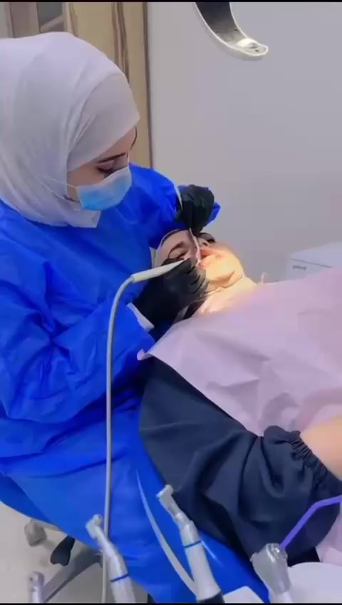 تتواجد يوم السبت والثلاثاء ✨
👨‍⚕️ الدكتورة سفانة سمير ڪاظم 

↩ أختصاص تقويم
أختصاص تجميل الأسنان 

🔸️ابتسامه هوليوود 
🔸️ عمل تقويم أسنان 
🔸️تبييض الأسنان 

🔸️ قلع 🔹️حشوات 🔸️زراعه الاسنان 🔸️تنظيف الاسنان 🔸️تركيب الأسنان 
 ــــــــــــــــــــــــ
🔴 فحص الأسنان مجانا يحدد بعد المعاينة 

📝ونستقبل كل الحالات حتى الأطفال 
ـــــــــــــــــــــــــ
  فــــــي
#مجمع_علم_الڪندي_الطبي_التخصصي 
🏥 العنوان /  أول مجمع طبي بعد الخروج من بوابه B ( البوابة الجديدة ) قريب من أسواق زاد الخير 
ـــــــــــــــــــــــــــــ
⏰️ متواجدين يومياً  من الساعة 4 عصراً الى الساعة 10 مساءاً
ـــــــــــــــــــ
للحجز والاستفسار 
📲 ***********
( متوفر واتساب ) #مجمع_علم_الڪندي_الطبي_التخصصي #بسماية #بسماية_بغداد❤️ @alam_alkindy
