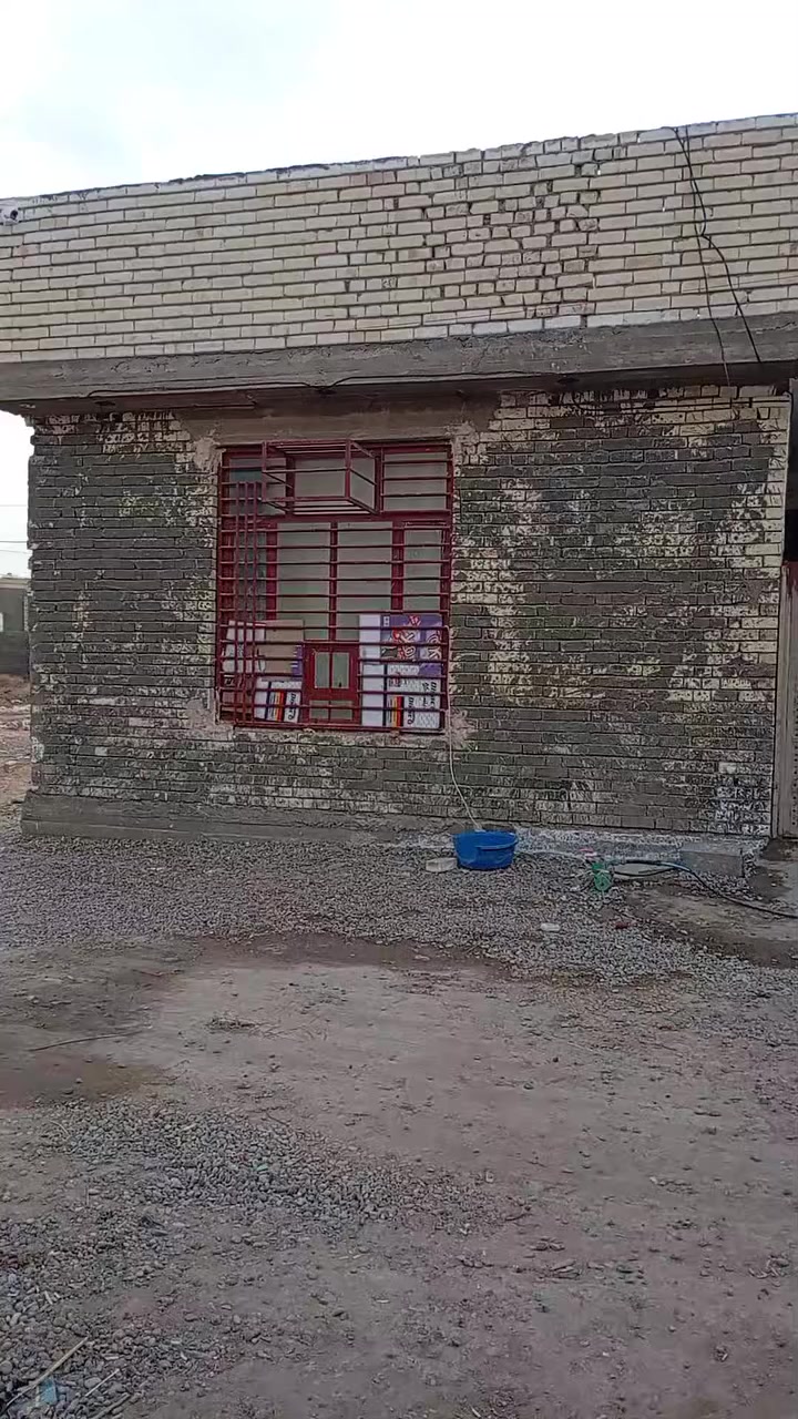 السلام عليكم  بيت  للبيع   ٨٠ متر بزراعة  مال طليط
***********
