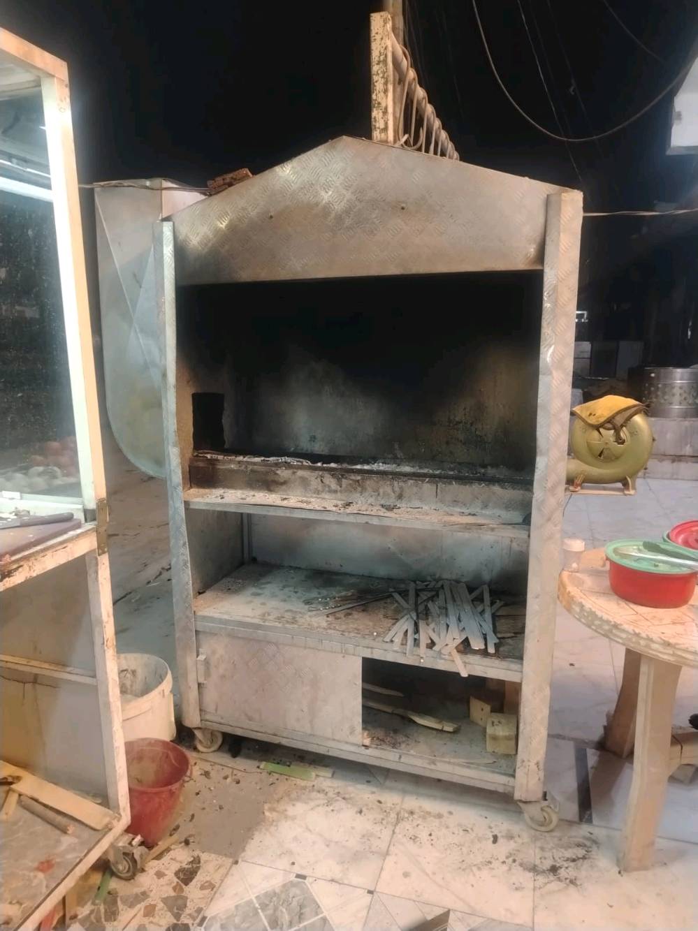 غراض مطعم نضيفات للبيع ومناسبات لشراي