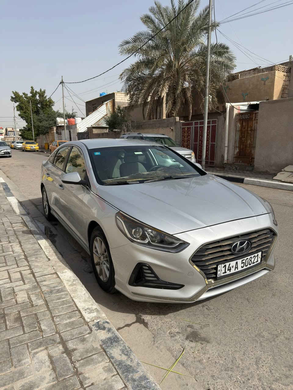 سوناتا وارد أمريكي السياره نضيفه مامتعوبه هزه جديده رقم جديد تحويل ثاني يوم ضربتها صايره كدام سياره استخدام بيت تبريد ثلج خير من الله السياره مامحتاجه شي. اتصال عل رقم ***********
