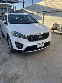 كيا سورنتو موديل 2018 خليجي 6 سلندر 7 راكب 3 قطع تبريد  حساس أمامي خلف...