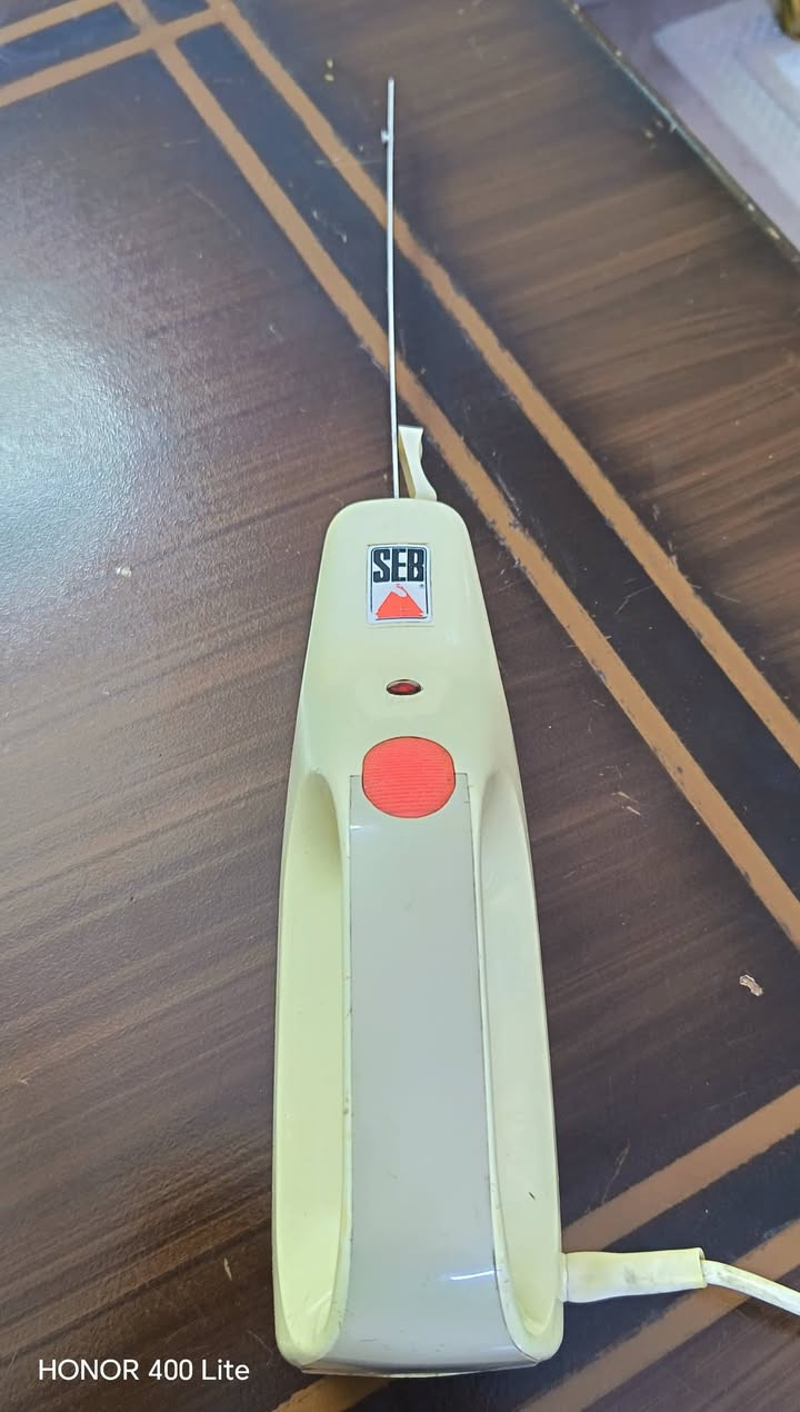 سكين ومنشار كهربائي لتقطيع اللحوم والطعام صنع فرنسي نظيف وشغال نقص فقط ليطة المنشار  من جهة وحدة موضح بالصور السعر ٢٠ وبي مجال
للاستفار خاص المكان البياع


**إذا كنت صاحب هذا الإعلان وتريد حذفه لأي سبب، رجاءا أرسل رسالة إلى الدعم الفني**