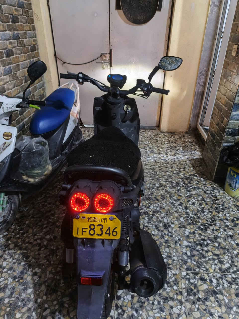 سكنس جبلي صارلي سبوع من نزلتهه رمبه او تاريخ كبالكم لون ازرك طافي كلجات رياضي لايت زنون كلشي شغال بيهه للبيع او مراوس سكنس فحل او حسب القناعه الرقم وتساب فقط *********** يلي ميشتري ليدوخني رجاءاً مكاني حي اور
