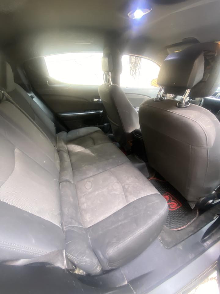 دوج افنجر 2013 مصبوغه عام رقم مثنى تحويل مباشر
مكينه 3600 
كير 6نمر مكينه كير كفاله صدر تخم تاير تخم ويل تبريد منضومه جديده سياره كامله مابيه نقص ترايك وين ميعجبك ولف حماوه راديتر منضومه بانزين شاشه كامره 
السعر 65وبيه مجال 
*********** 
بغداد شارع فلسطين
