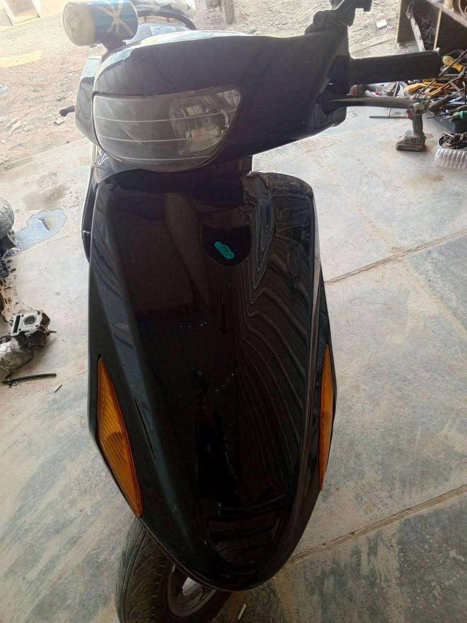 السلام عليكم فراشه للبيع مكينه شرط حاويه ما مفتوحه شغاله نكره سلف السعر 450 وبيهه مجال بسيط الرقم ***********
